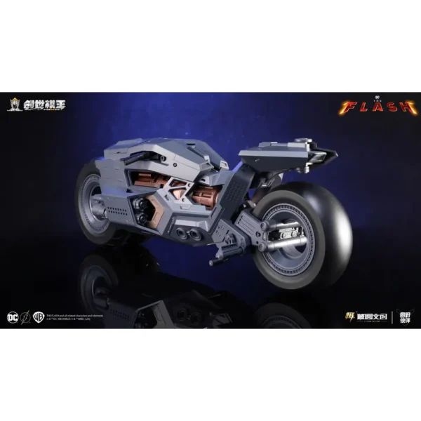 Modoking 1:12  Batman Batcycle (The Flash ) - Image 2